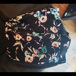 Lane Bryant Wide Leg Floral Pattern Pants